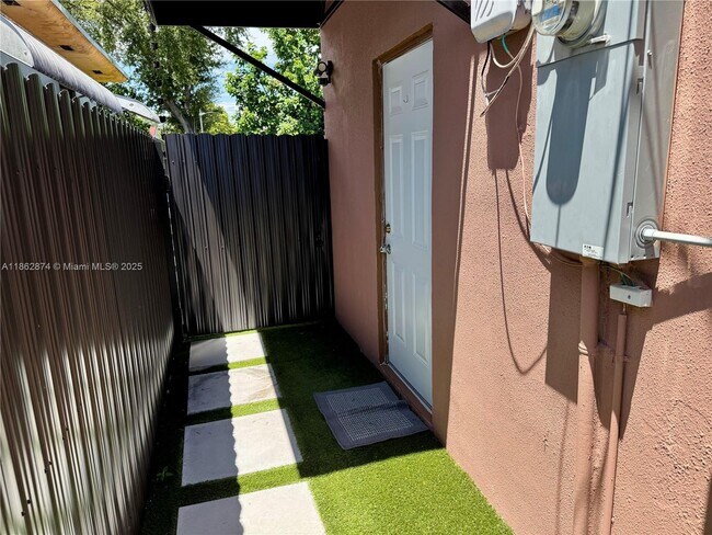 Building Photo - 1309 NW 55th Terrace