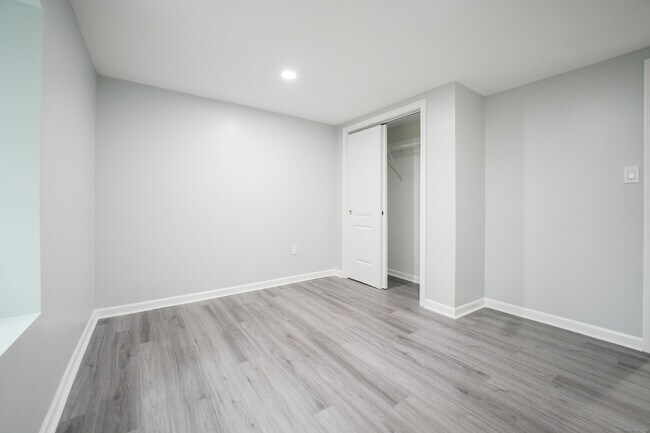 Building Photo - 59 Fairfax St