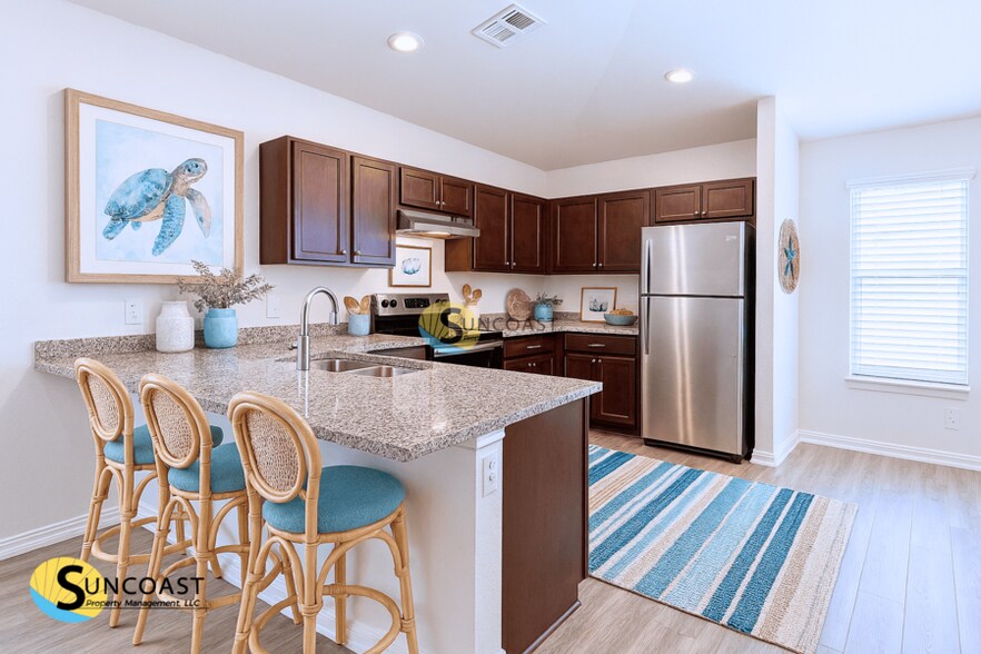 Building Photo - 358 Bamboo Dr