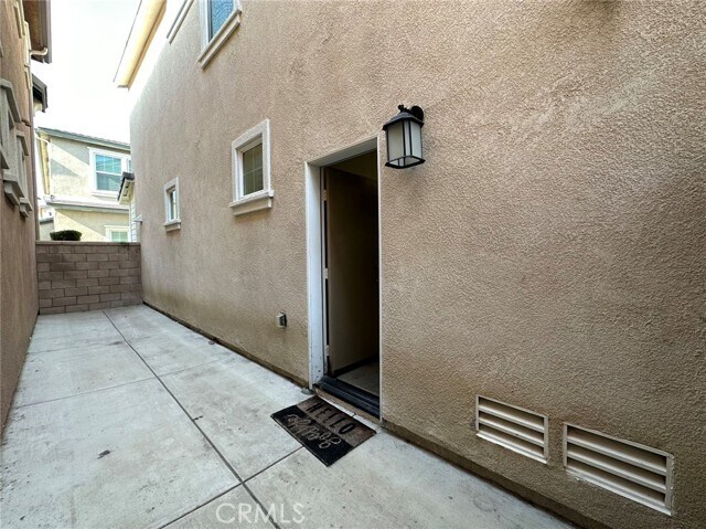 Building Photo - 5846 Ginger Dr