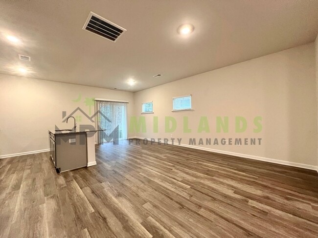 Building Photo - 822 Yellow Swan Ln