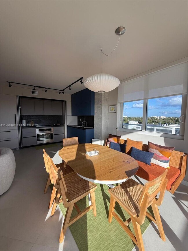 Building Photo - 4250 Biscayne Blvd