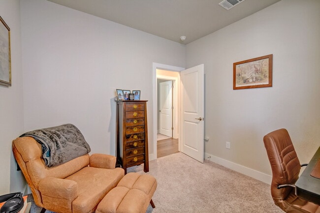 Building Photo - 5407 Jason Dr