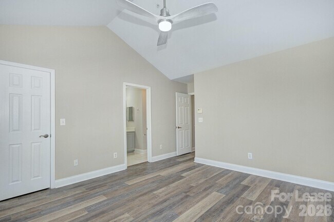 Building Photo - 210 S Cedar St