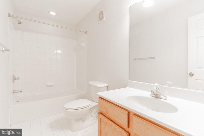 Building Photo - 15675 William Bayliss Ct