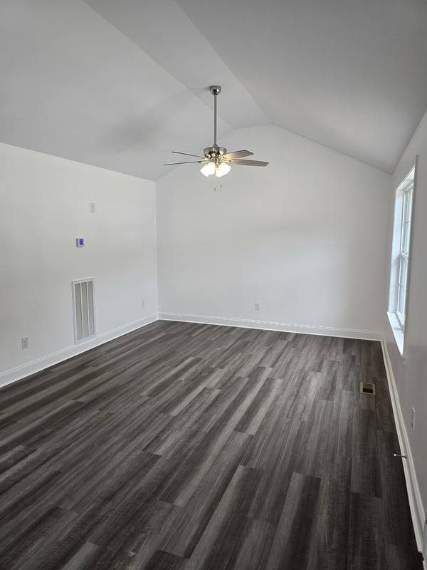 Building Photo - 187 Silas Wy