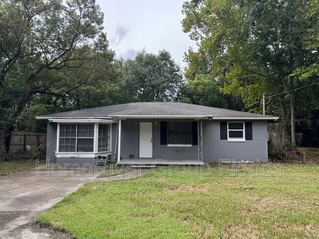 Building Photo - 4450 Englewood Ave