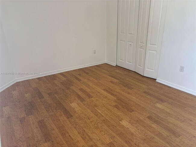Building Photo - 9620 SW 138th Ave