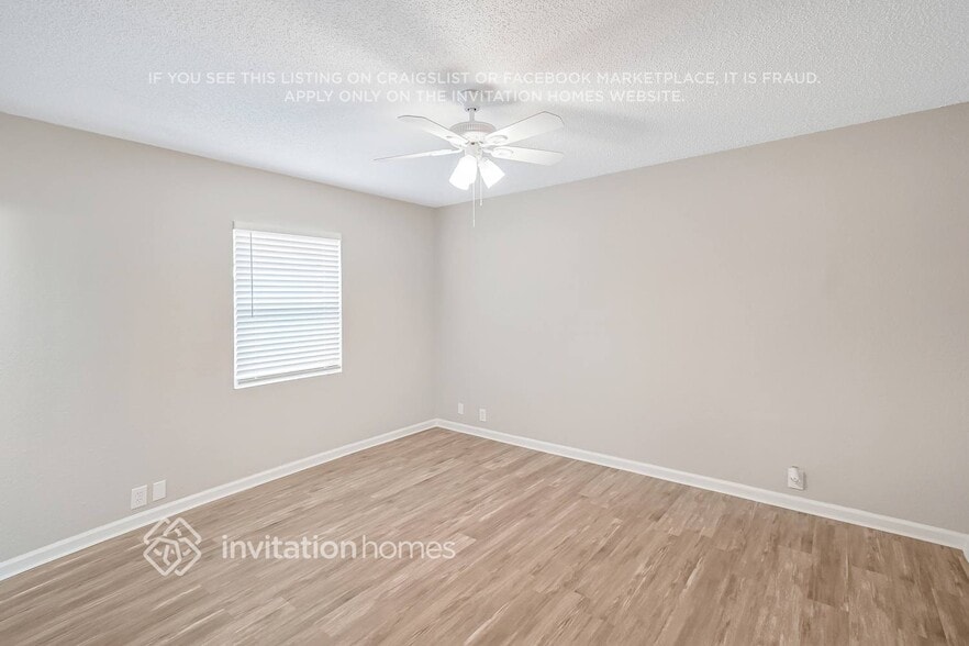 Building Photo - 2746 Oklahoma St