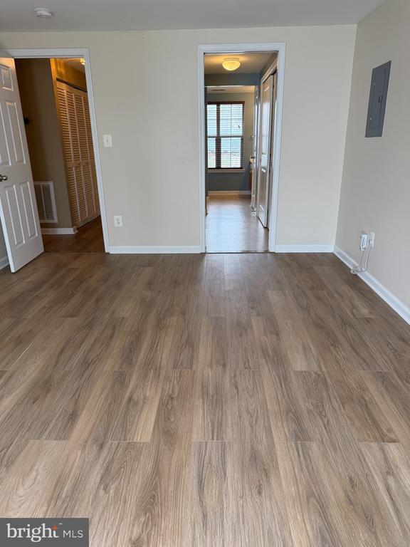 Building Photo - 2407 Saratoga Ave