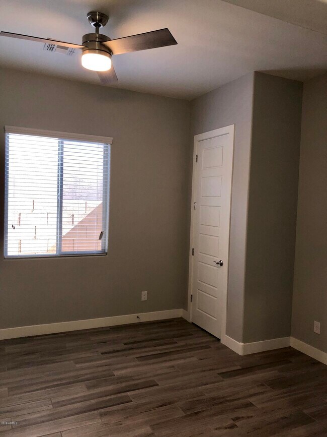 Building Photo - 22654 E Stonecrest Dr