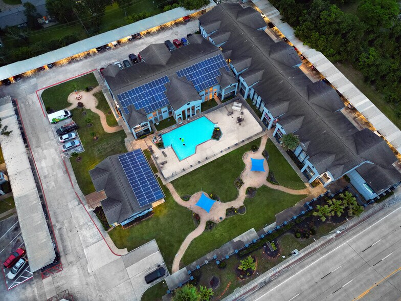 Building Photo - Pelican Reef Apartments