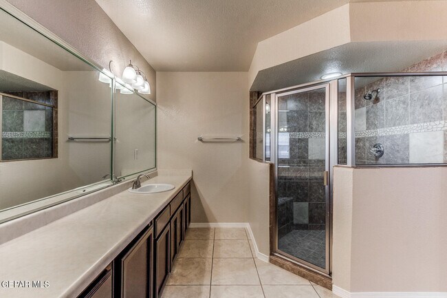 Building Photo - 3132 Tierra Bowles Dr