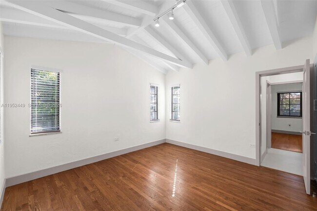 Building Photo - 3519 Toledo St