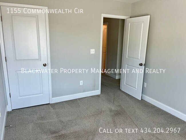 Building Photo - 1155 Commonwealth Cir