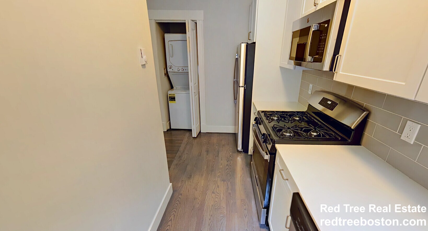 Building Photo - 77 Park Dr