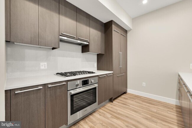 Building Photo - 1628 11th St NW