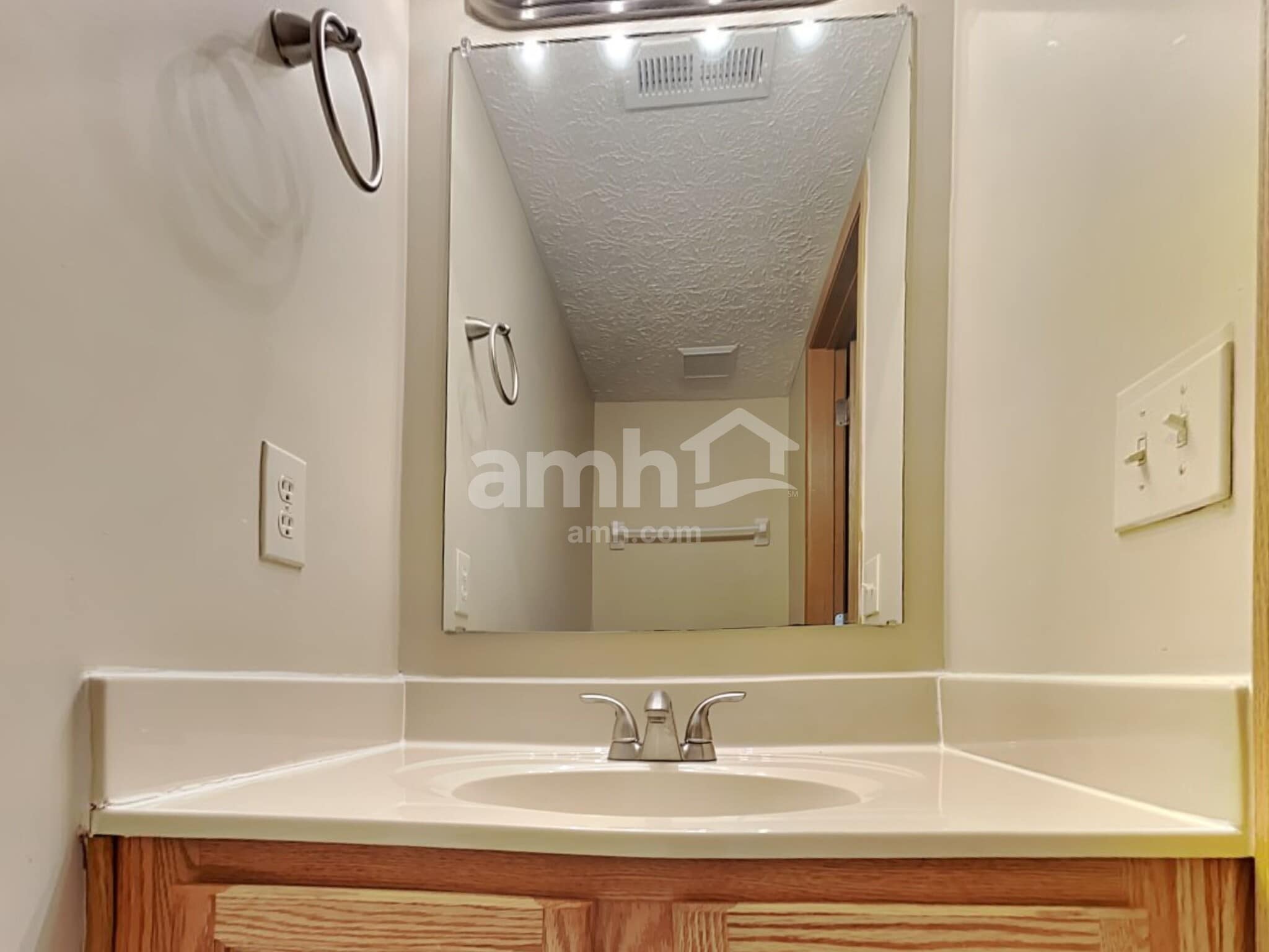 Building Photo - 3945 Trailside Blvd