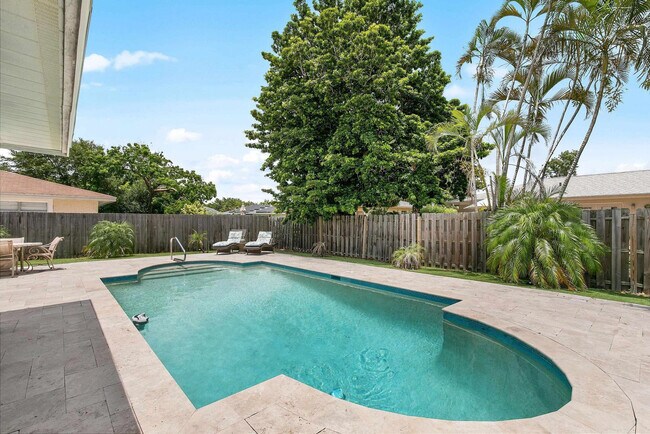 Building Photo - 3520 Bolero Way