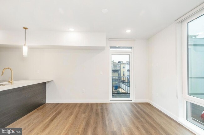 Building Photo - 1102 Germantown Ave