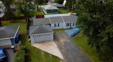 Building Photo - 2303 Sweetbriar Ave