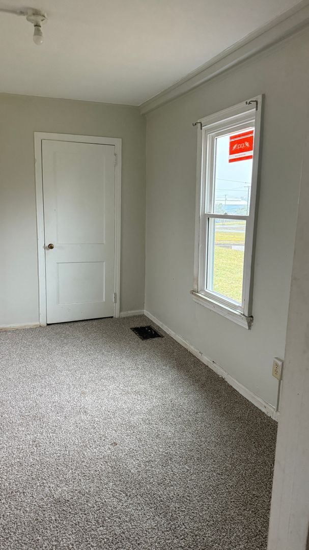 Building Photo - Cozy 1 bed 1 bath singly family home!