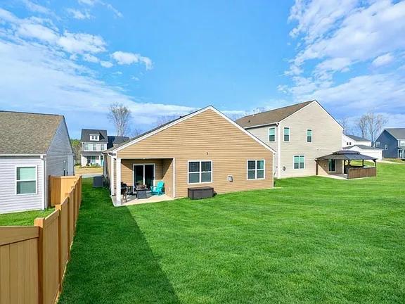 Building Photo - 462 Fenwick Dr