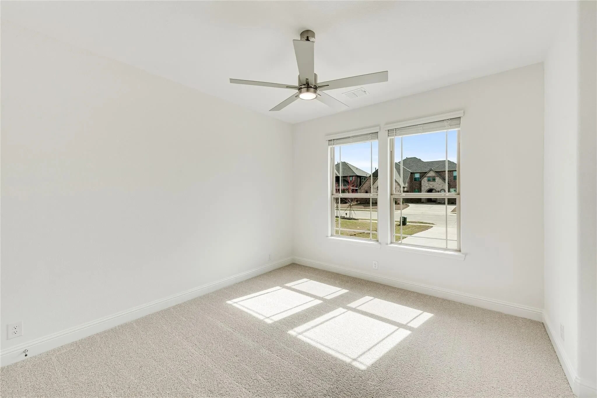 Building Photo - 2904 Emerald Trace Dr