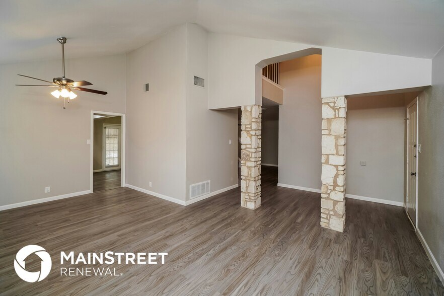 Building Photo - 10218 Grand Mdw Dr