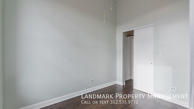 Building Photo - 1926 S Canalport-Unit 2F