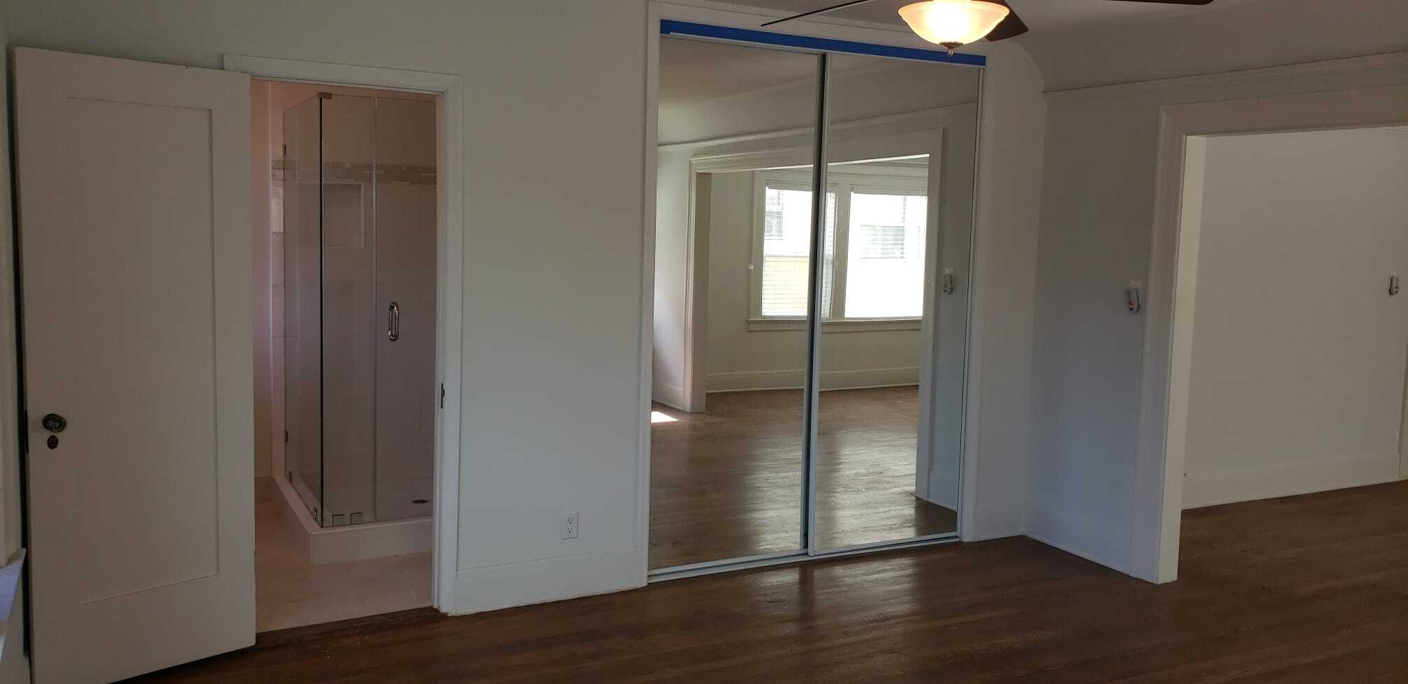 Building Photo - 1510 S Van Ness Ave