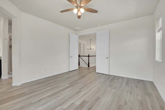 Building Photo - $3,150.00, 3 bed, 2 bath, located in Cente...