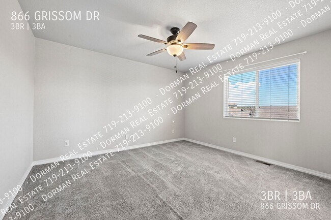 Building Photo - 866 Grissom Dr.