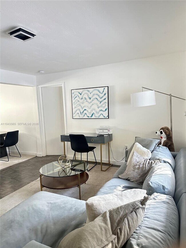 Building Photo - 812 NW 55th Terrace