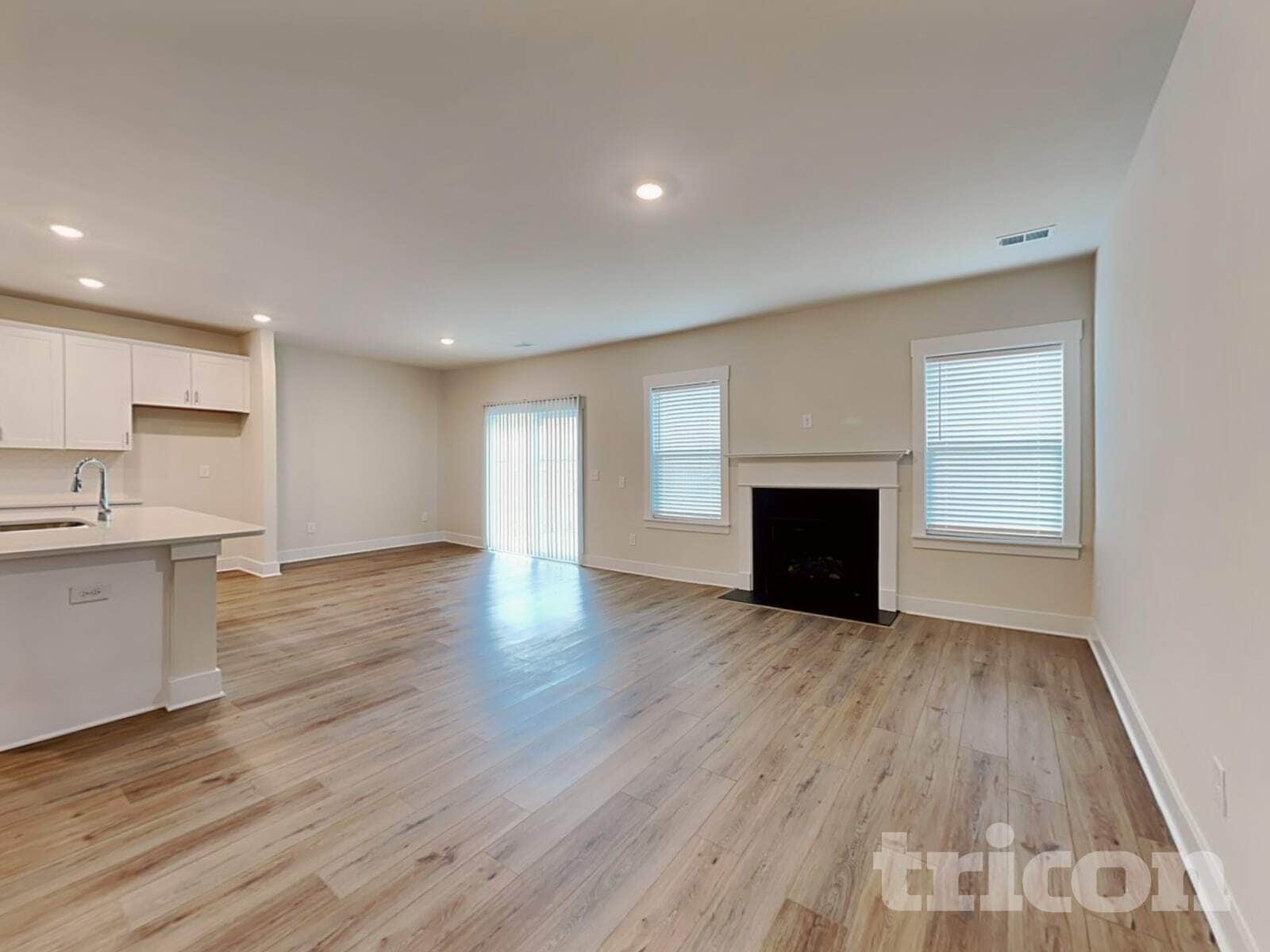 Building Photo - 308 Allenby Ln
