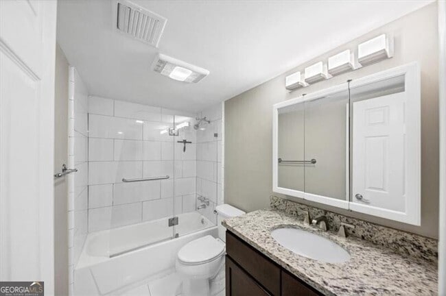 Building Photo - 37 La Rue Pl NW