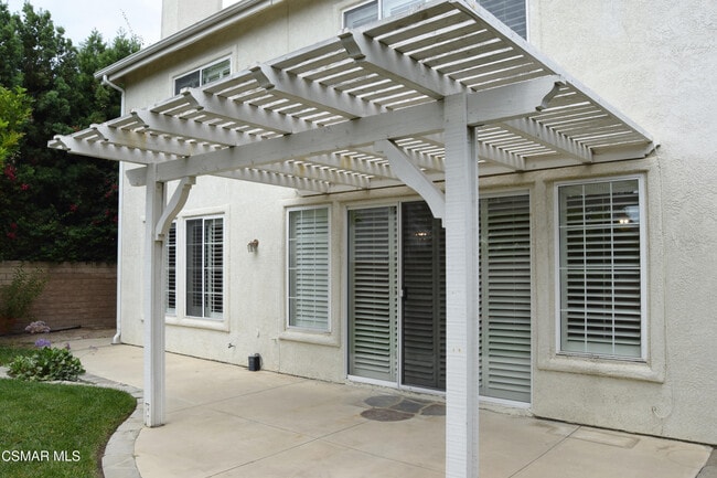 Building Photo - 2324 Solway Ct