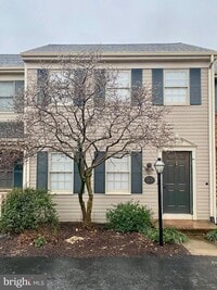 Building Photo - 39 Laurie Ln