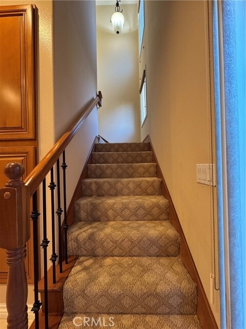 Building Photo - 88 N Roosevelt Ave