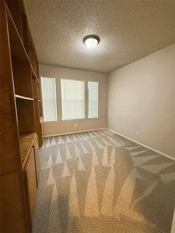 Building Photo - 812 Twin Creek Dr