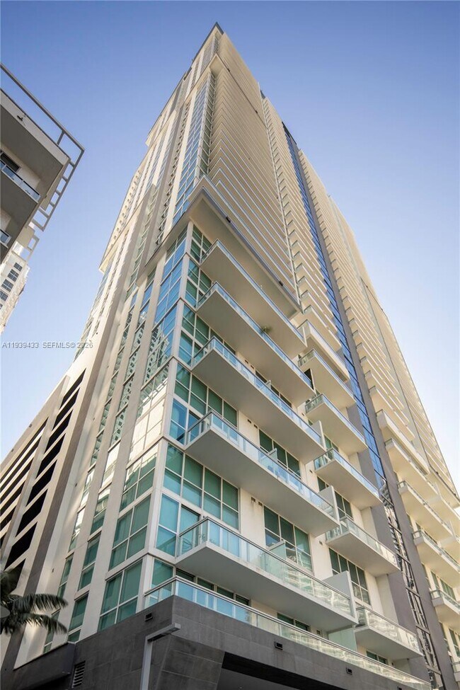 Building Photo - 1080 Brickell Ave
