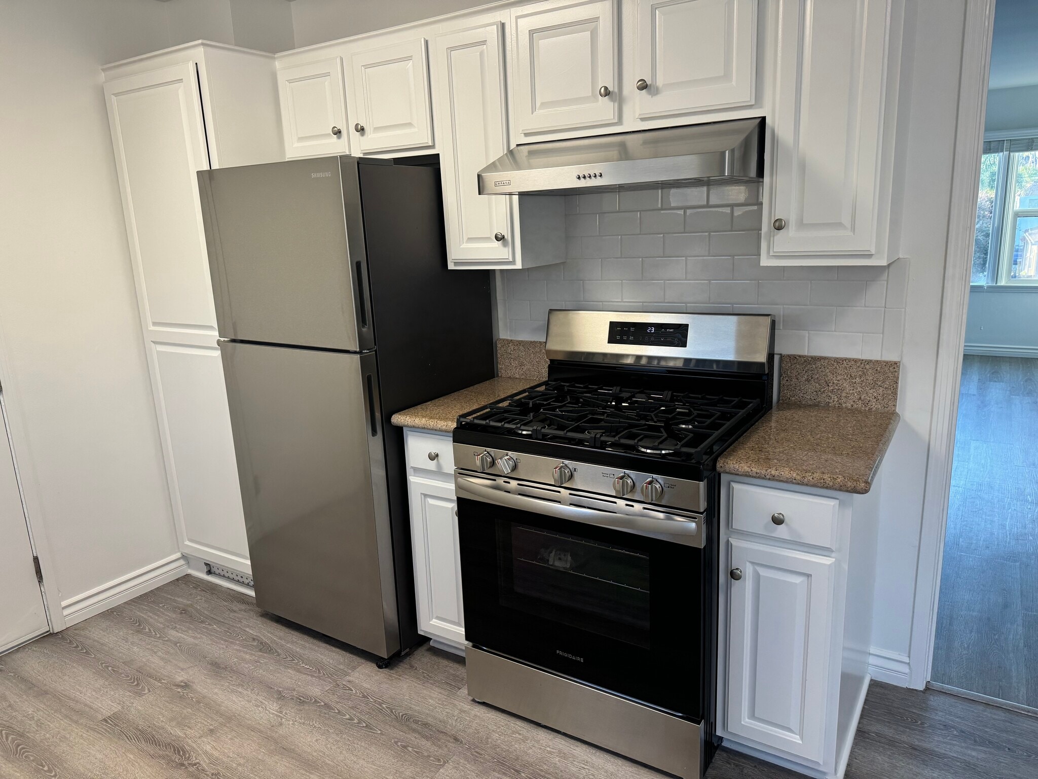 Building Photo - 436 Venice Way