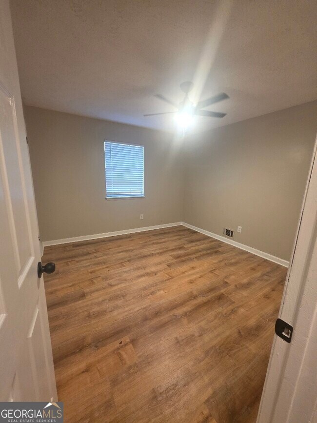 Building Photo - 3541 Santa Leta Dr