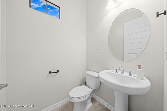 Building Photo - 8008 Gullen Dr
