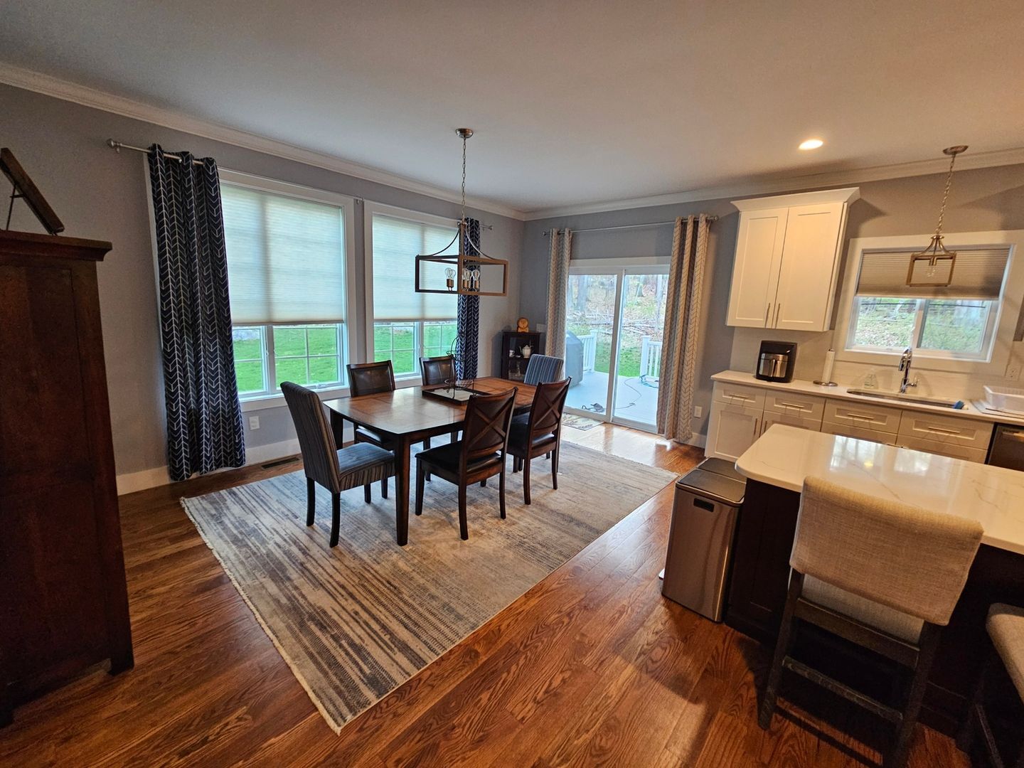 Building Photo - 25 Meridian Ridge Dr