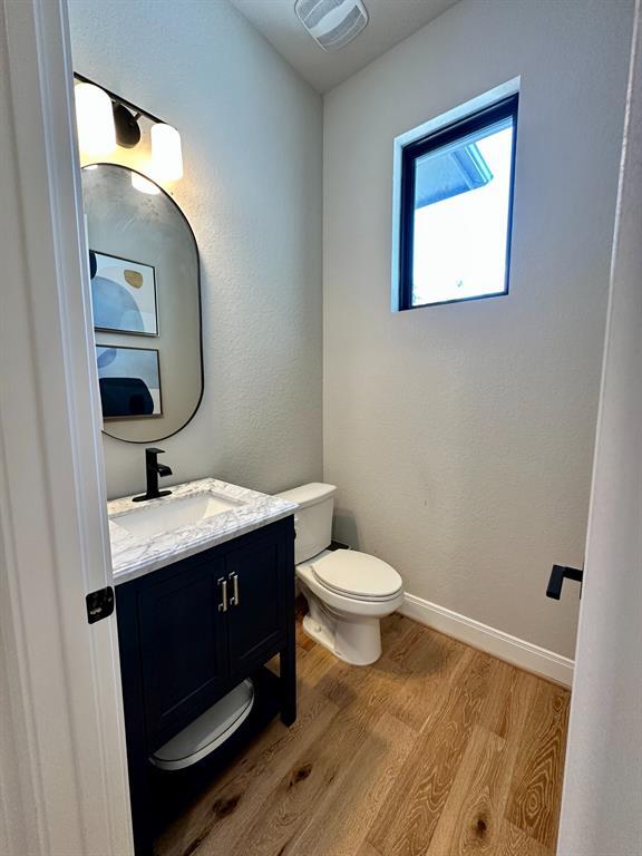 Building Photo - 365 Warbler Dr