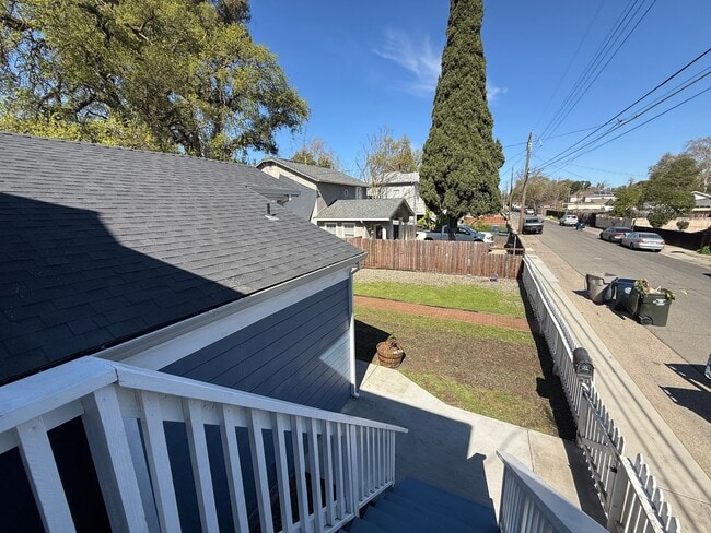 Building Photo - 3987 8th Ave