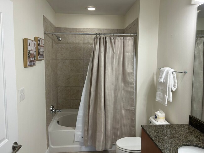 Building Photo - 357 W Martin Luther King Jr Blvd