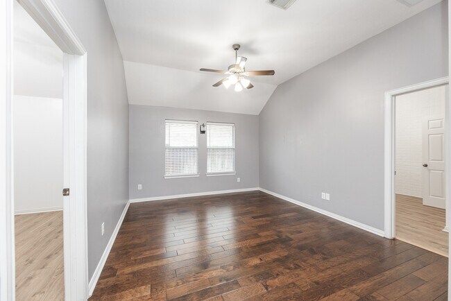 Building Photo - 8819 Rocky Knoll Ln