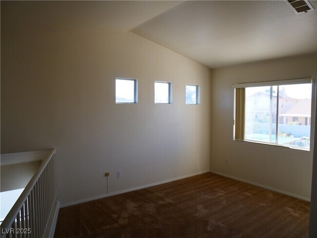 Building Photo - 2313 Avery Dr